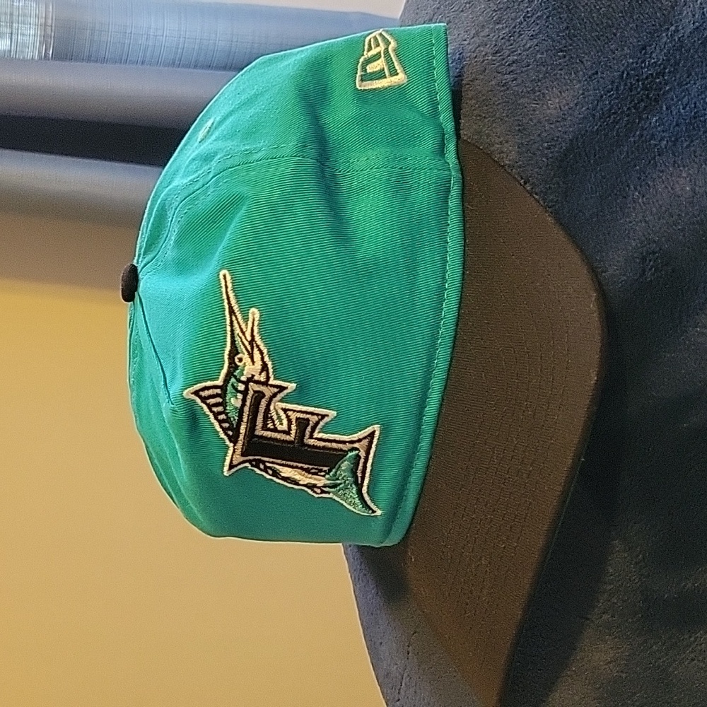 Vintage Look Florida Marlins Snap-back New Era Hat- Excellent Condition!